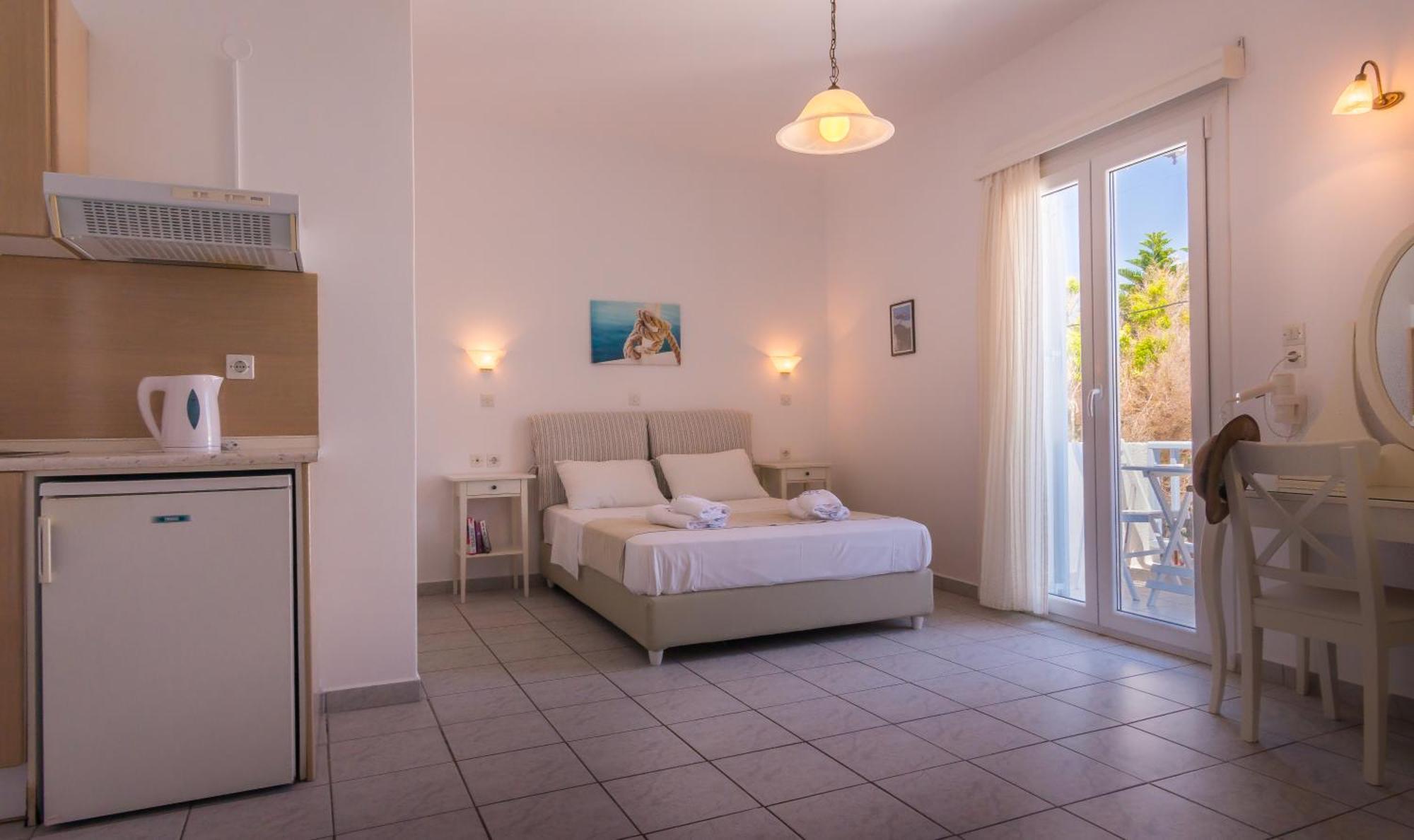 Aeolis Hotel Adamantas  Ngoại thất bức ảnh